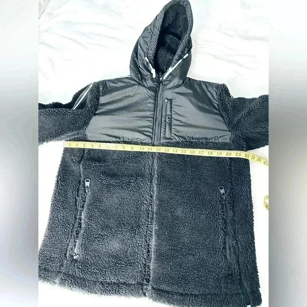 Calvin Klein Men’s Full Zip Hooded Insulated Winter Jacket Size Medium - Picture 5 of 7